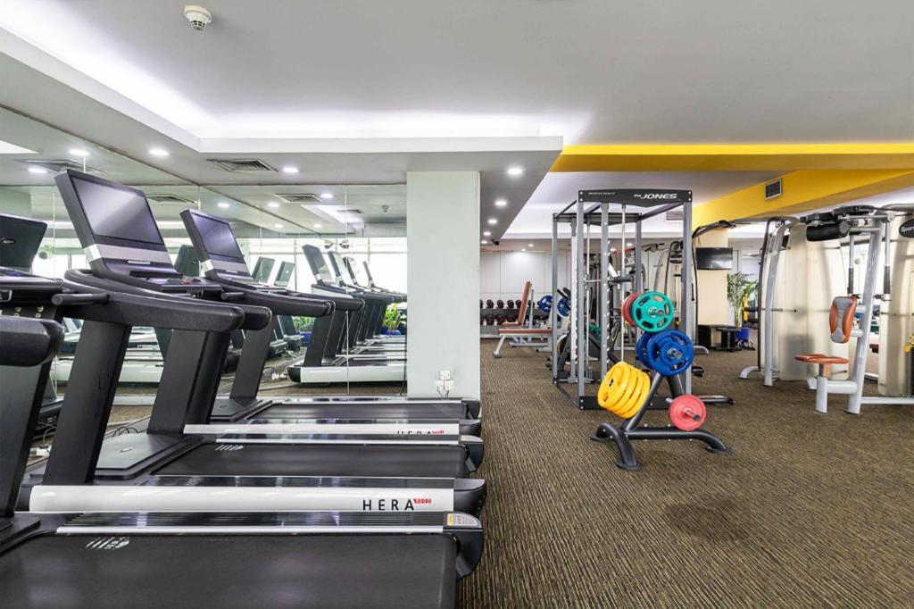 Dhaka Regency Hotel & Resort Bagian luar foto