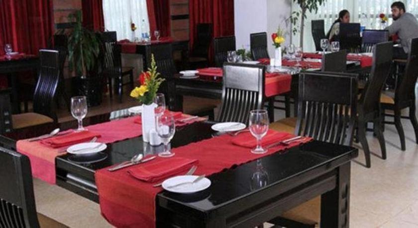 Dhaka Regency Hotel & Resort Bagian luar foto