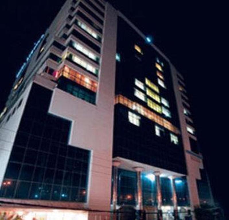 Dhaka Regency Hotel & Resort Bagian luar foto