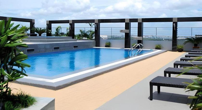 Dhaka Regency Hotel & Resort Bagian luar foto