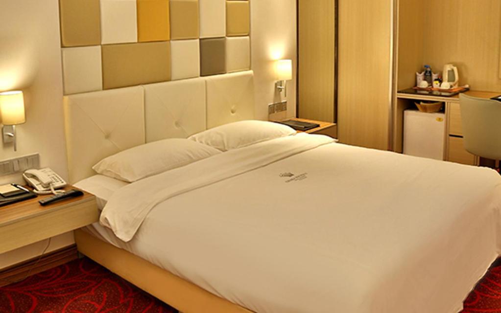 Dhaka Regency Hotel & Resort Bagian luar foto