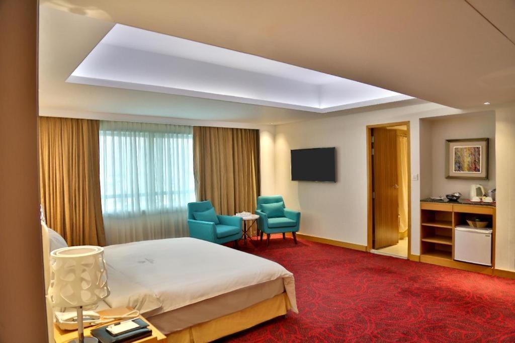 Dhaka Regency Hotel & Resort Bagian luar foto